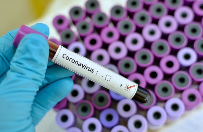 Coronavirus: plus de 1.500 morts en Chine, 1er cas en Afrique